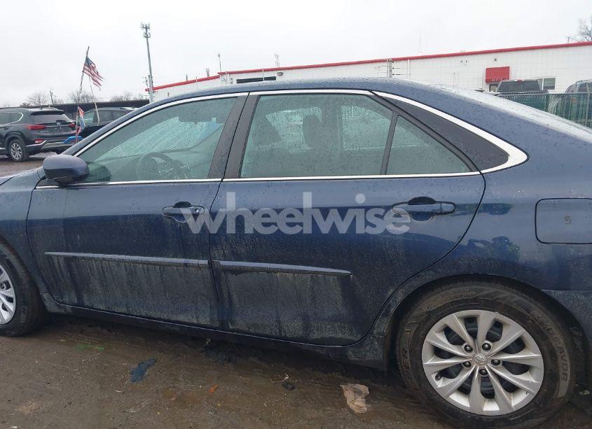 Photo 14 of 2016 Toyota Camry LE (VIN 4T1BF1FK2GU606100)