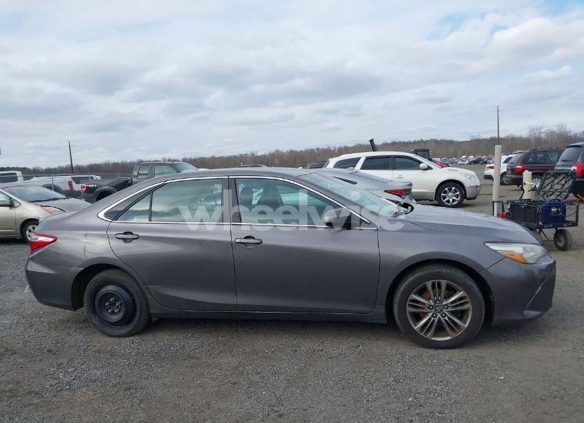 Photo 14 of 2016 Toyota Camry SE (VIN 4T1BF1FK2GU615296)