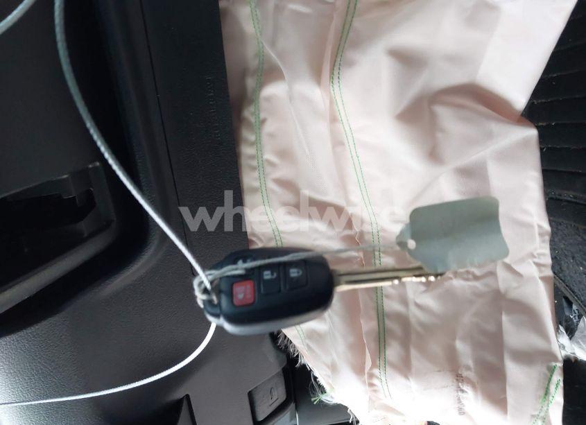 Photo 11 of 2017 Toyota Camry SE (VIN 4T1BF1FK2HU272328)