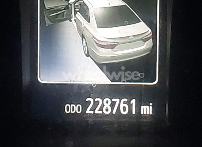 Photo 16 of 2017 Toyota Camry SE (VIN 4T1BF1FK2HU307210)