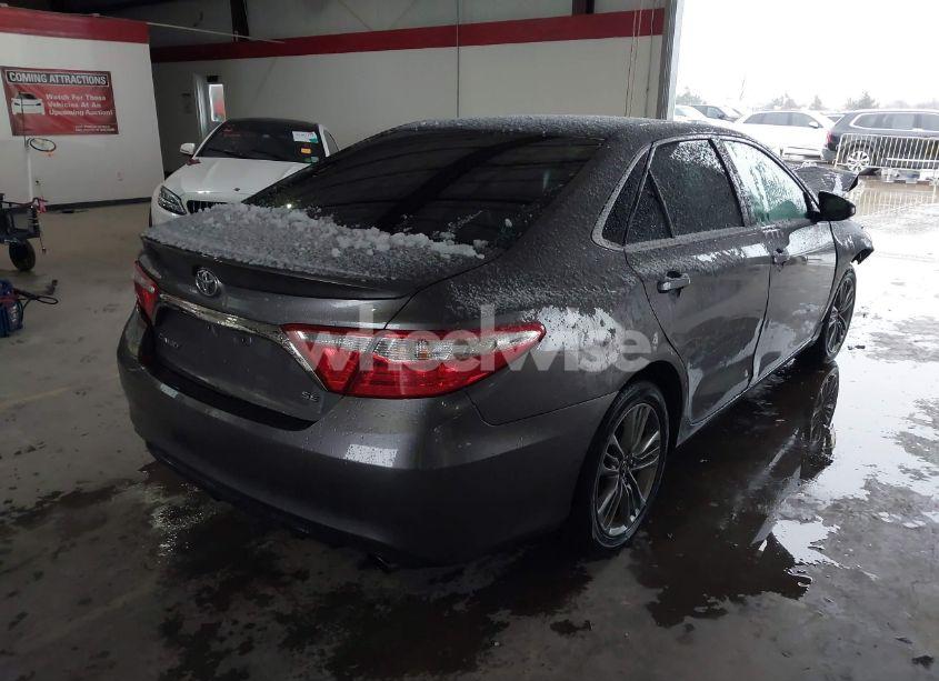 Photo 4 of 2017 Toyota Camry SE (VIN 4T1BF1FK2HU307210)