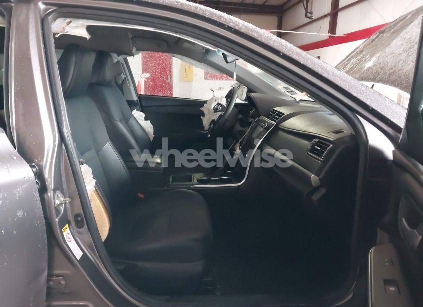 Photo 5 of 2017 Toyota Camry SE (VIN 4T1BF1FK2HU307210)