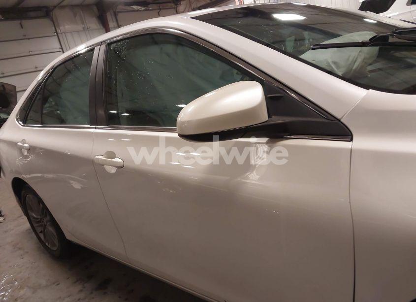 Photo 14 of 2017 Toyota Camry SE (VIN 4T1BF1FK2HU315503)