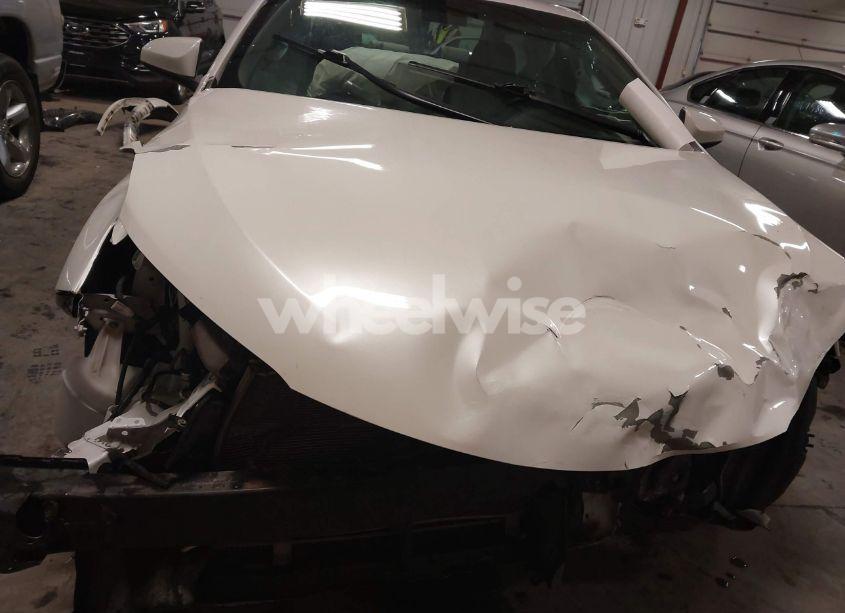 Photo 6 of 2017 Toyota Camry SE (VIN 4T1BF1FK2HU315503)