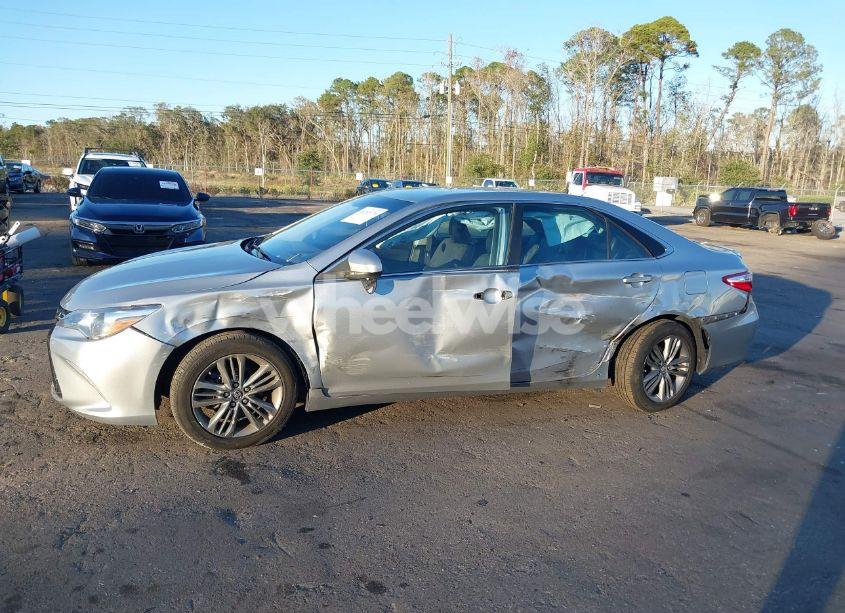 Photo 14 of 2017 Toyota Camry SE (VIN 4T1BF1FK2HU322130)