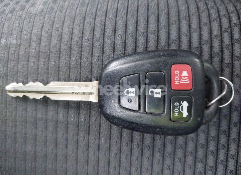 Photo 11 of 2017 Toyota Camry SE (VIN 4T1BF1FK2HU341826)