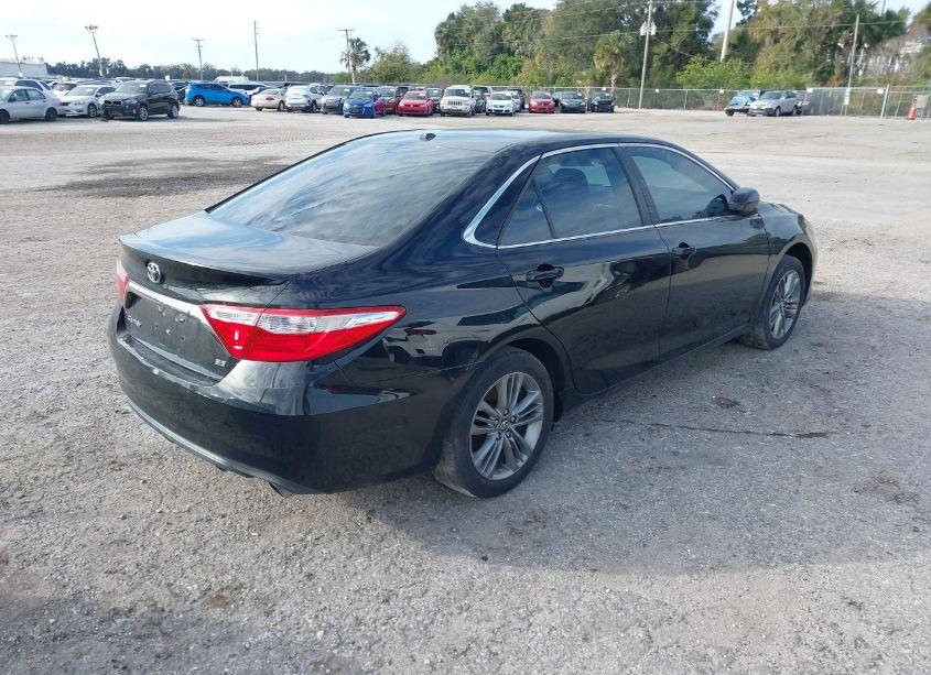 Photo 4 of 2017 Toyota Camry SE (VIN 4T1BF1FK2HU342796)