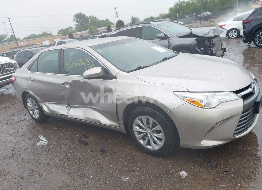 Photo 13 of 2017 Toyota Camry LE (VIN 4T1BF1FK2HU344595)