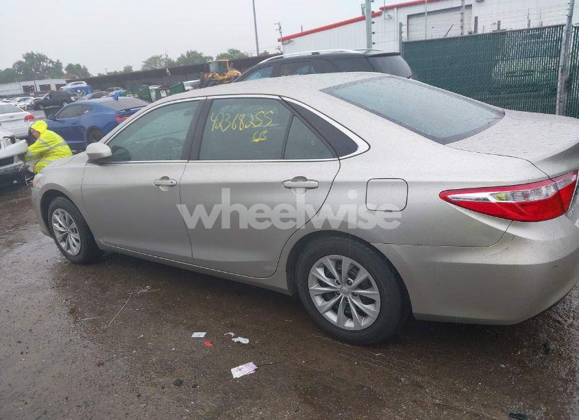 Photo 14 of 2017 Toyota Camry LE (VIN 4T1BF1FK2HU344595)