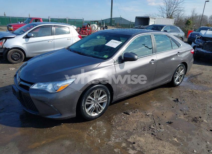 Photo 2 of 2017 Toyota Camry SE (VIN 4T1BF1FK2HU361722)