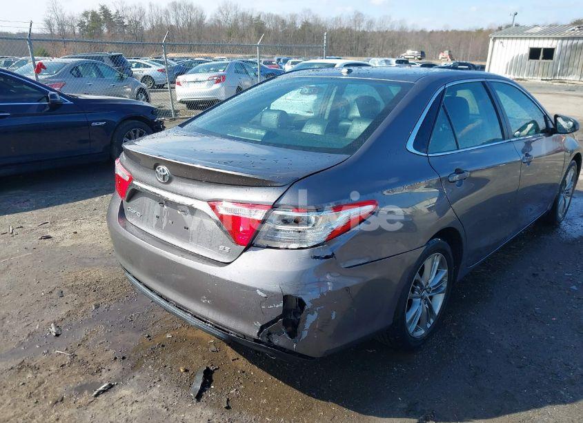Photo 6 of 2017 Toyota Camry SE (VIN 4T1BF1FK2HU361722)