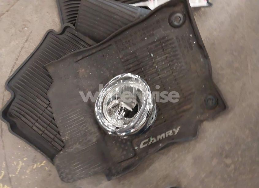 Photo 12 of 2017 Toyota Camry LE (VIN 4T1BF1FK2HU364782)