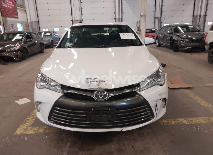 Photo 13 of 2017 Toyota Camry LE (VIN 4T1BF1FK2HU364782)