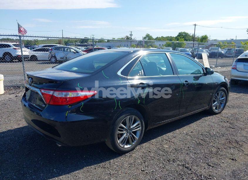 Photo 4 of 2017 Toyota Camry SE (VIN 4T1BF1FK2HU365060)