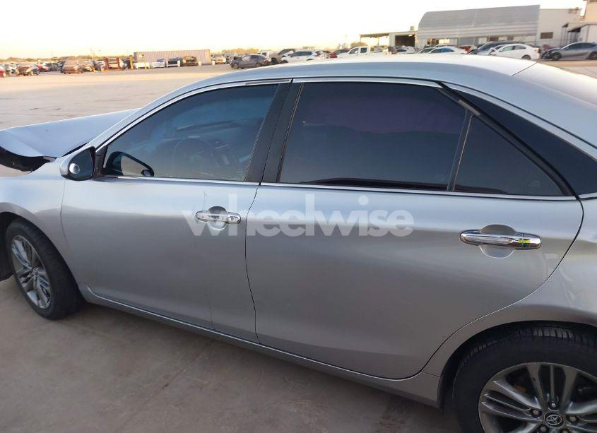 Photo 14 of 2017 Toyota Camry SE (VIN 4T1BF1FK2HU376446)