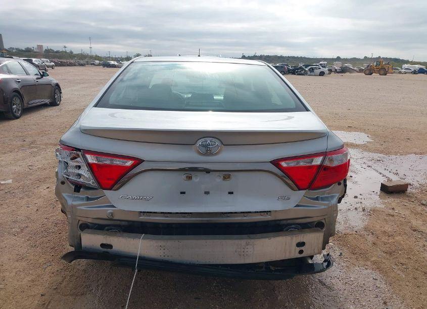 Photo 17 of 2017 Toyota Camry SE (VIN 4T1BF1FK2HU411678)