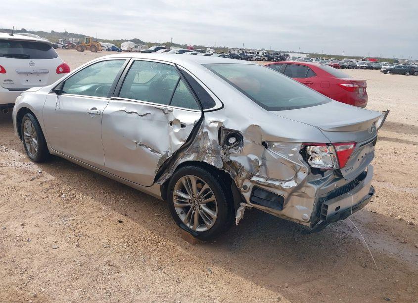 Photo 3 of 2017 Toyota Camry SE (VIN 4T1BF1FK2HU411678)