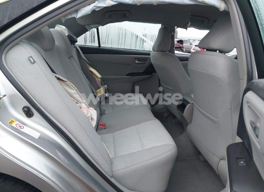 Photo 8 of 2017 Toyota Camry LE (VIN 4T1BF1FK2HU413690)