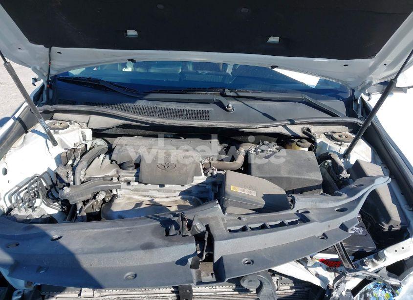 Photo 10 of 2017 Toyota Camry XLE (VIN 4T1BF1FK2HU418422)