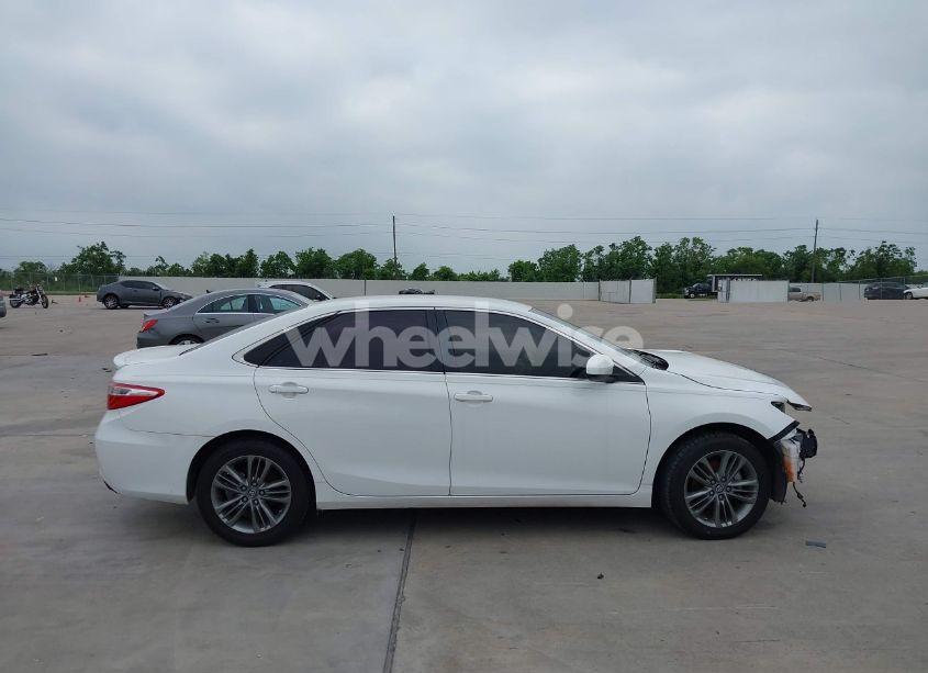 Photo 13 of 2017 Toyota Camry SE (VIN 4T1BF1FK2HU443174)