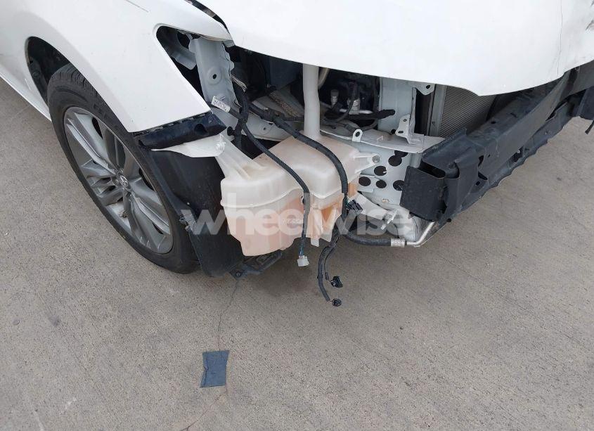 Photo 17 of 2017 Toyota Camry SE (VIN 4T1BF1FK2HU443174)