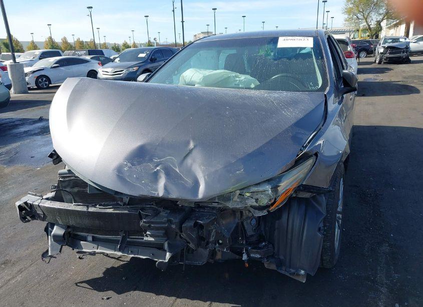 Photo 13 of 2017 Toyota Camry SE (VIN 4T1BF1FK2HU633928)