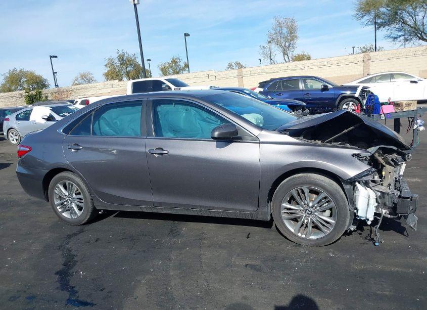 Photo 14 of 2017 Toyota Camry SE (VIN 4T1BF1FK2HU633928)