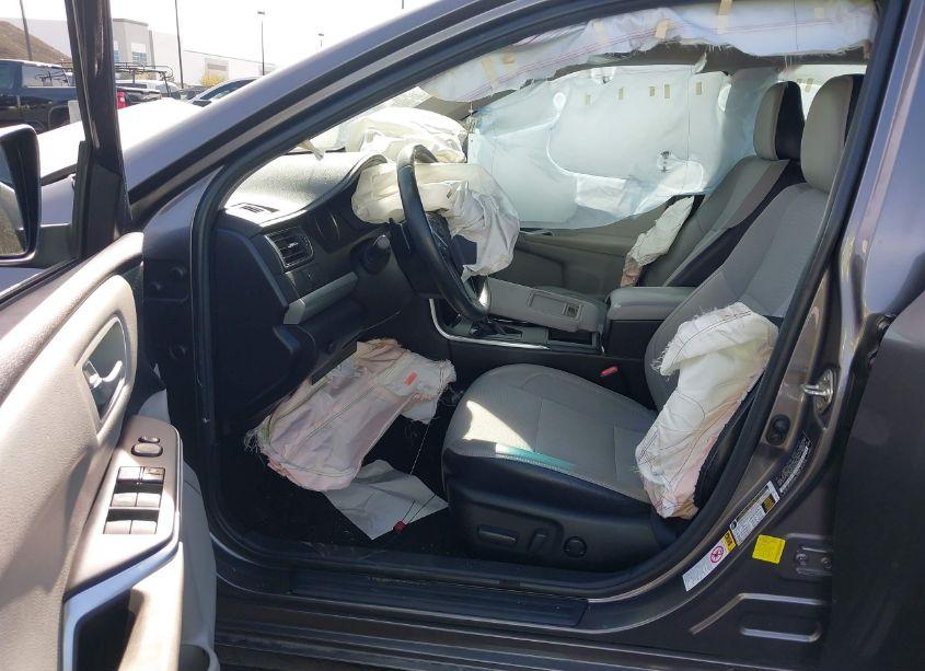 Photo 5 of 2017 Toyota Camry SE (VIN 4T1BF1FK2HU633928)