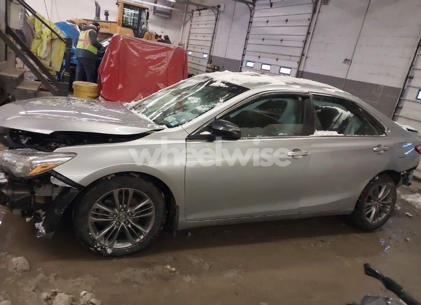 Photo 14 of 2017 Toyota Camry SE (VIN 4T1BF1FK2HU636991)