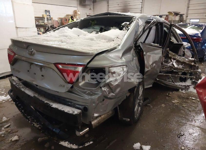 Photo 4 of 2017 Toyota Camry SE (VIN 4T1BF1FK2HU636991)