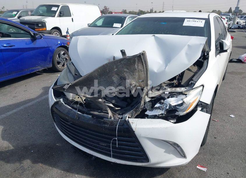 Photo 6 of 2017 Toyota Camry SE (VIN 4T1BF1FK2HU639664)