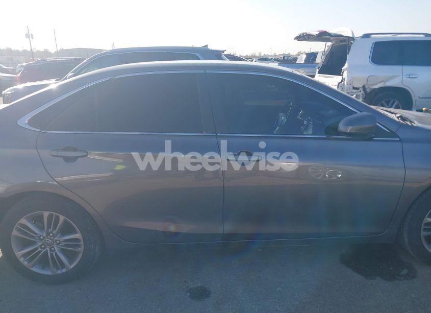 Photo 13 of 2017 Toyota Camry SE (VIN 4T1BF1FK2HU655816)