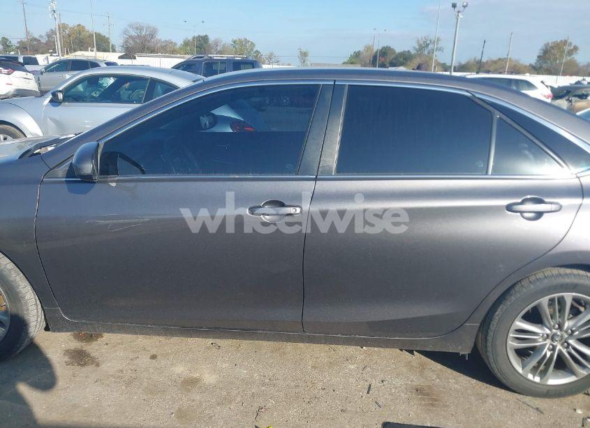 Photo 14 of 2017 Toyota Camry SE (VIN 4T1BF1FK2HU655816)