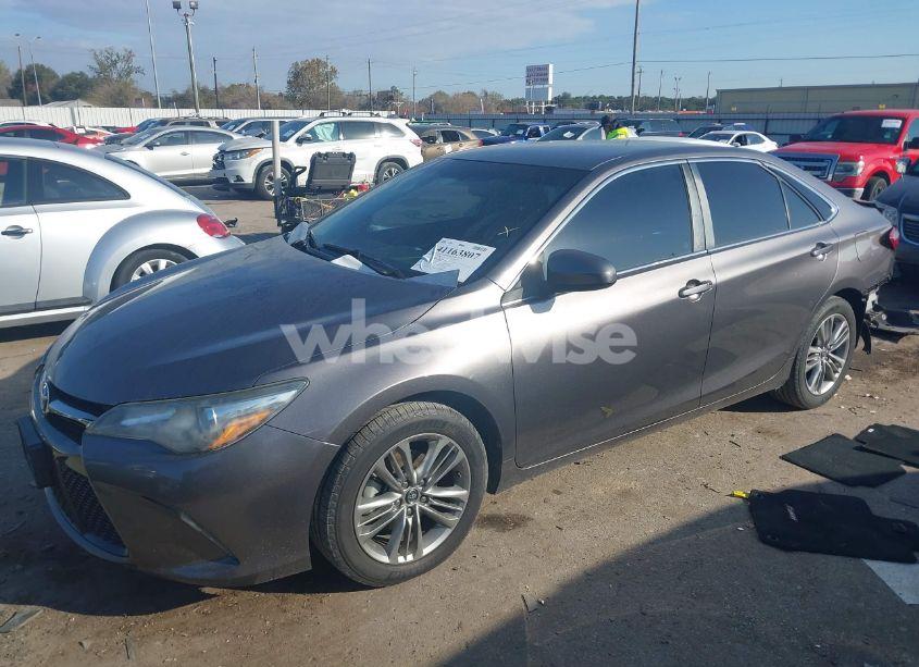 Photo 2 of 2017 Toyota Camry SE (VIN 4T1BF1FK2HU655816)