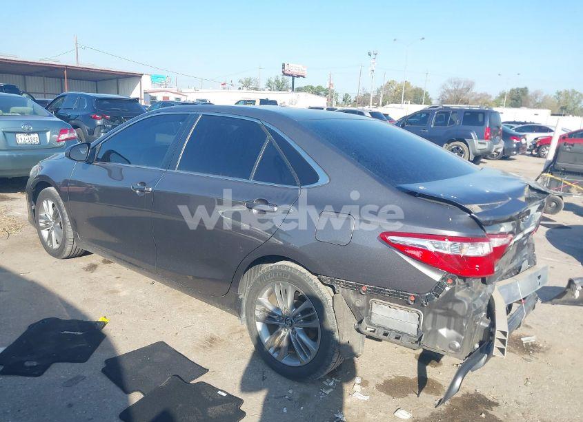 Photo 3 of 2017 Toyota Camry SE (VIN 4T1BF1FK2HU655816)