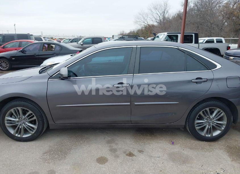 Photo 14 of 2017 Toyota Camry SE (VIN 4T1BF1FK2HU658702)