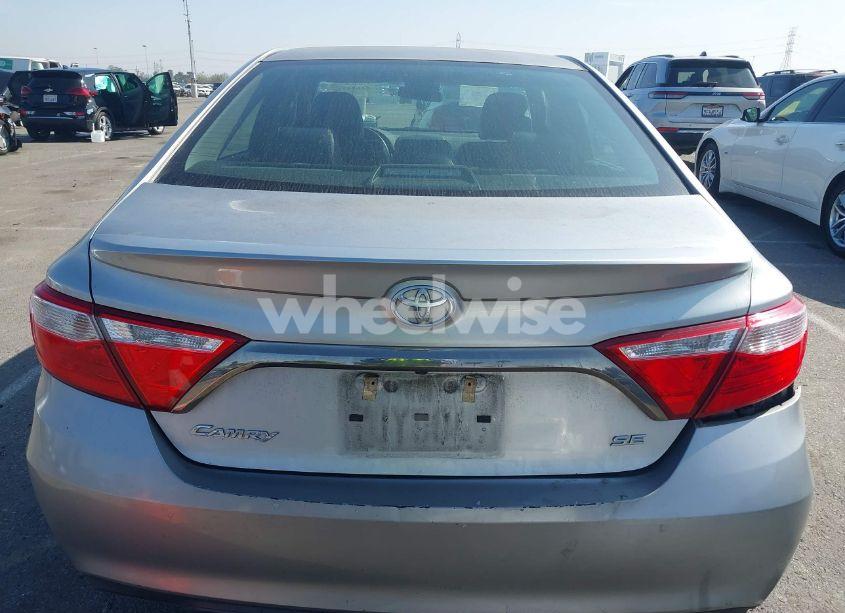 Photo 16 of 2017 Toyota Camry SE (VIN 4T1BF1FK2HU661910)
