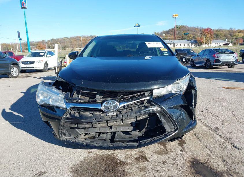 Photo 12 of 2017 Toyota Camry LE (VIN 4T1BF1FK2HU670073)