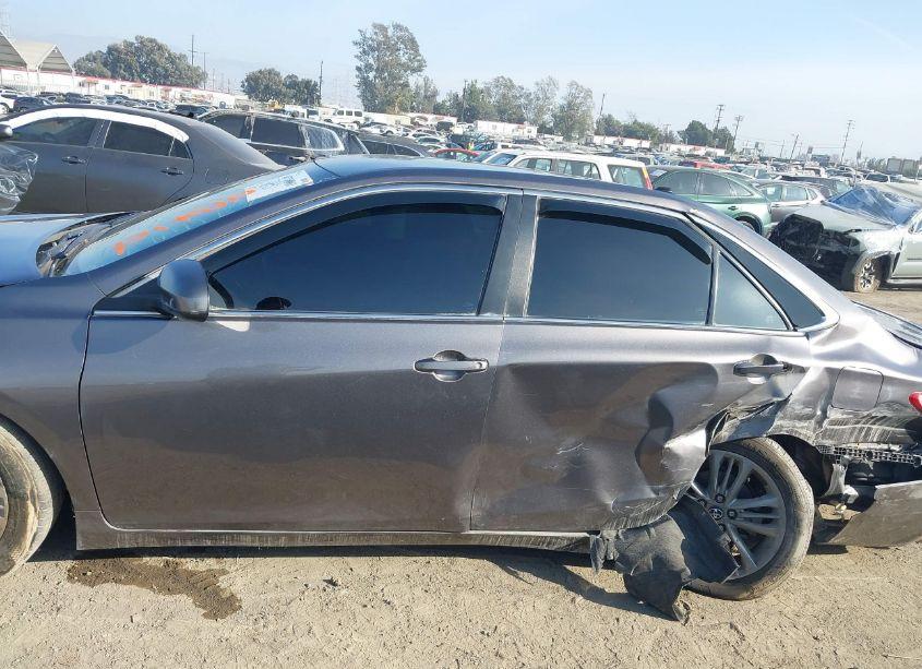 Photo 14 of 2017 Toyota Camry SE (VIN 4T1BF1FK2HU679291)