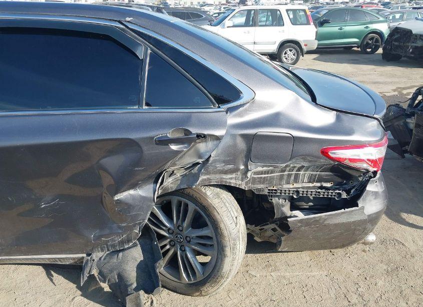 Photo 6 of 2017 Toyota Camry SE (VIN 4T1BF1FK2HU679291)