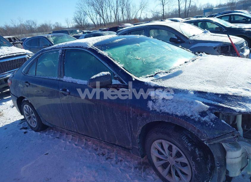 Photo 14 of 2017 Toyota Camry LE (VIN 4T1BF1FK2HU686094)