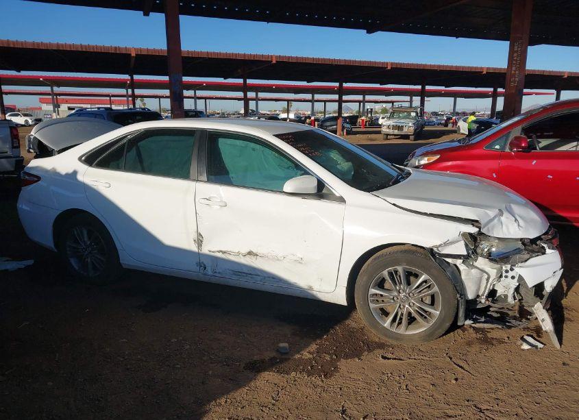 Photo 13 of 2017 Toyota Camry SE (VIN 4T1BF1FK2HU698049)