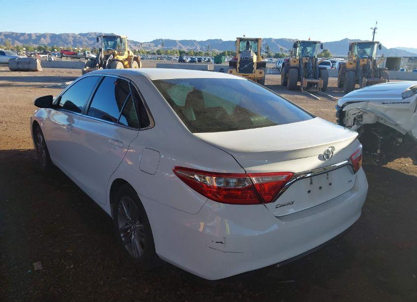 Photo 3 of 2017 Toyota Camry SE (VIN 4T1BF1FK2HU698049)
