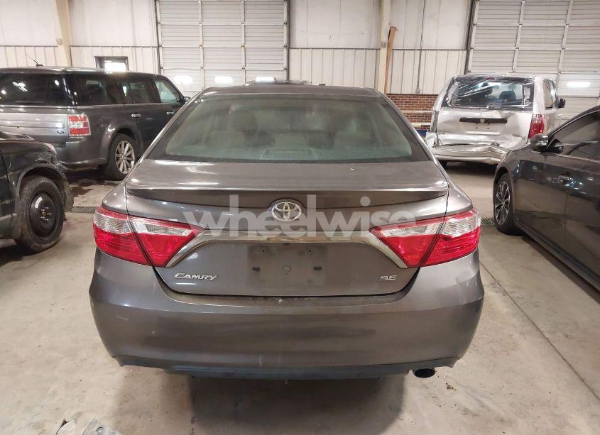 Photo 16 of 2017 Toyota Camry SE (VIN 4T1BF1FK2HU700155)