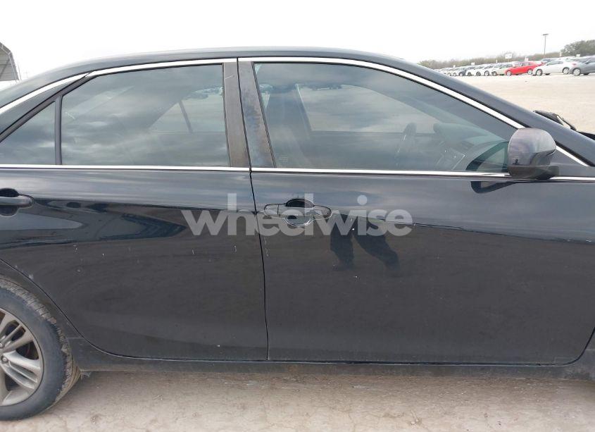 Photo 14 of 2017 Toyota Camry SE (VIN 4T1BF1FK2HU704934)