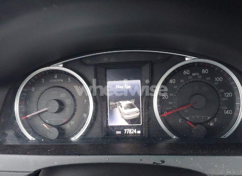 Photo 7 of 2017 Toyota Camry SE (VIN 4T1BF1FK2HU704934)