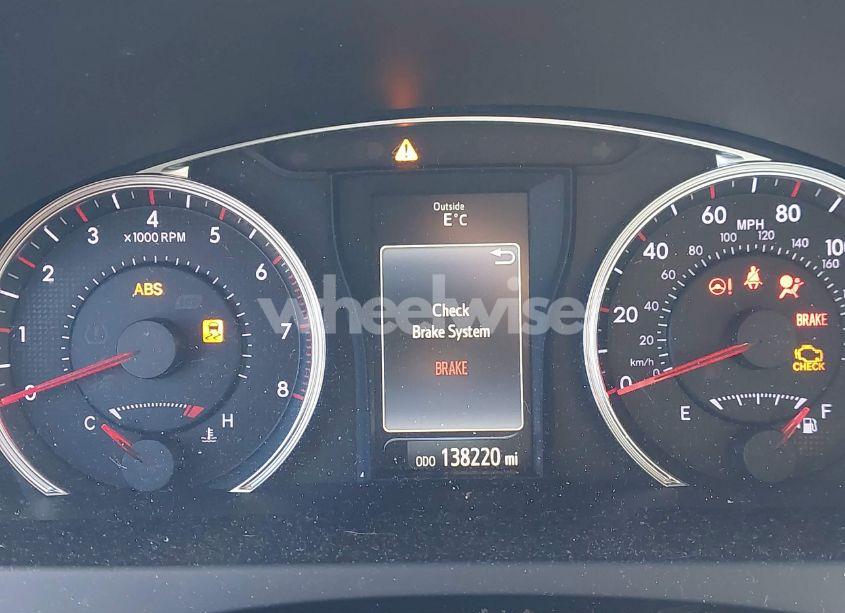 Photo 15 of 2017 Toyota Camry SE (VIN 4T1BF1FK2HU709115)