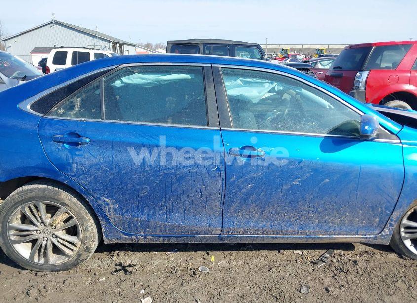 Photo 14 of 2017 Toyota Camry SE (VIN 4T1BF1FK2HU715710)