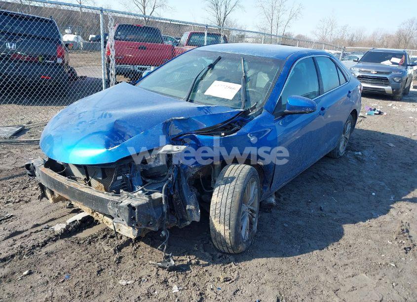 Photo 2 of 2017 Toyota Camry SE (VIN 4T1BF1FK2HU715710)