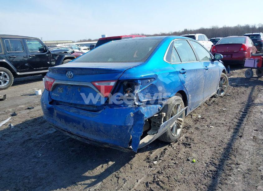 Photo 4 of 2017 Toyota Camry SE (VIN 4T1BF1FK2HU715710)